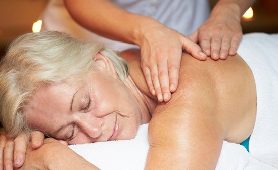 Massage has many health benefits for seniors. (iStock)