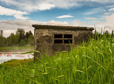 CROPPEDTWOIceland-Hot-Spring-Lagoon_iStock-952018610