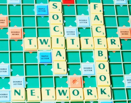CROPPEDScrabble-Facebook_istockphoto-458676621